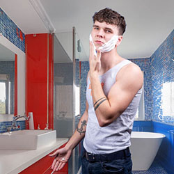 mannen scheren de baard voor het goede doel
