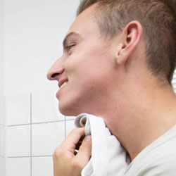 men shave for charity